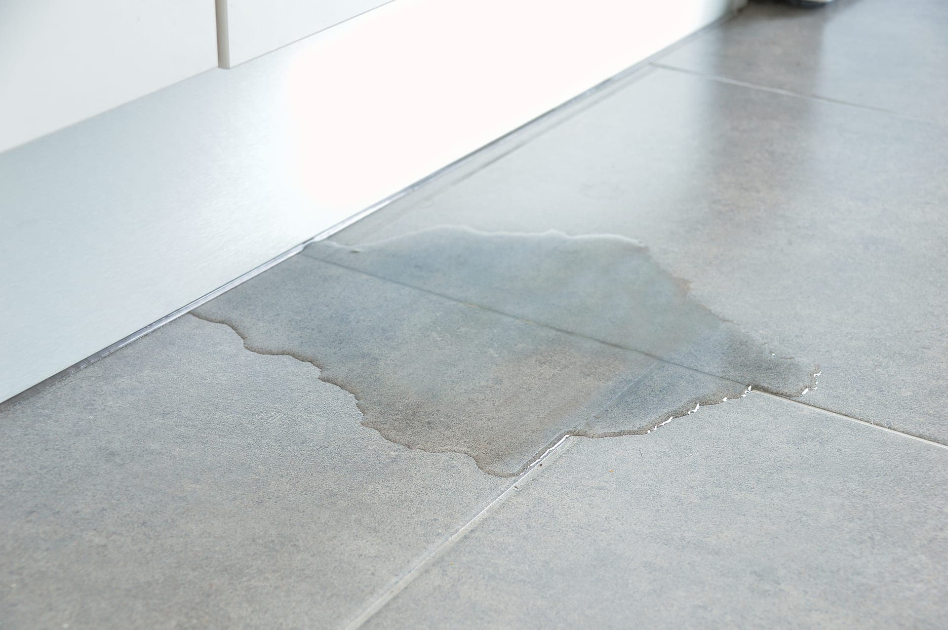 Emergency pipe leak repair