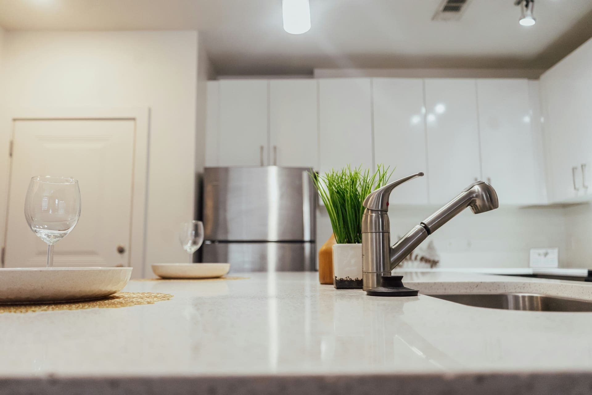 Choosing a Smart Leak Detector and Automatic Shutoff